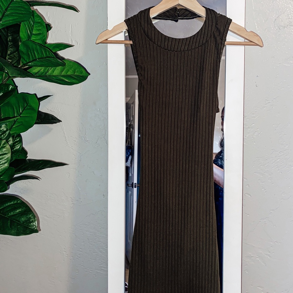 Olive Cross-back Body-con Dress
